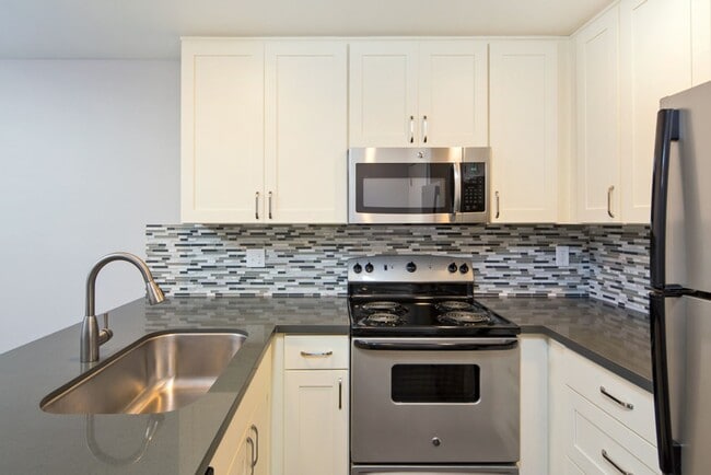 Photo - 11109 NE 128th St Unit F202