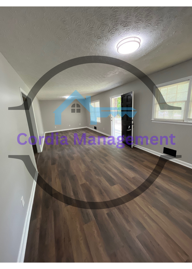 Photo - The Grand Avenue 4 Bedroom For Rent in Ellenwood
