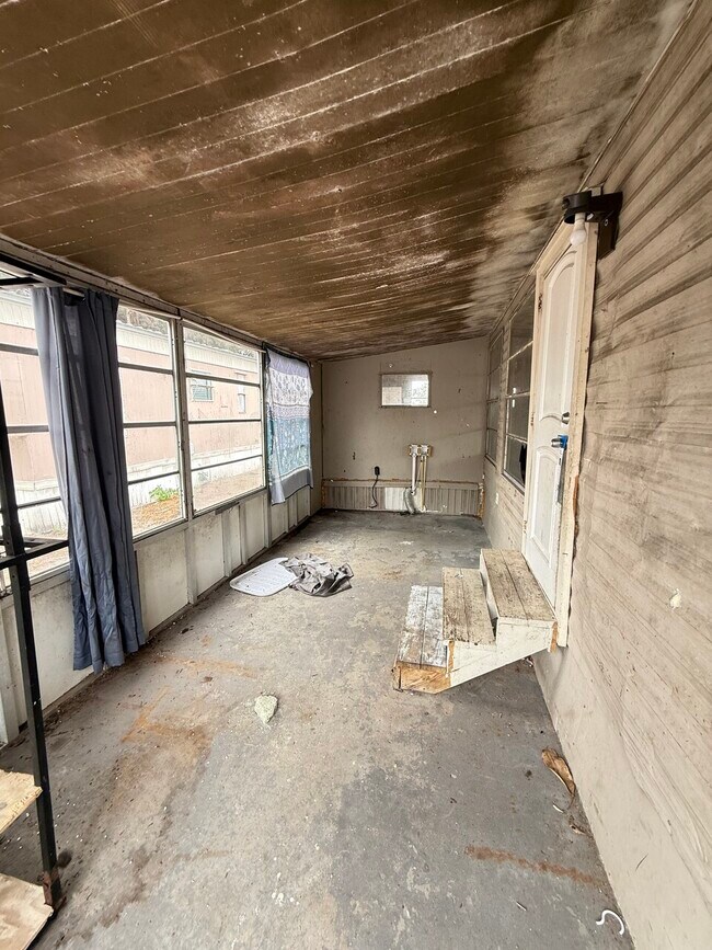 Photo - 920 Boardwalk Ln