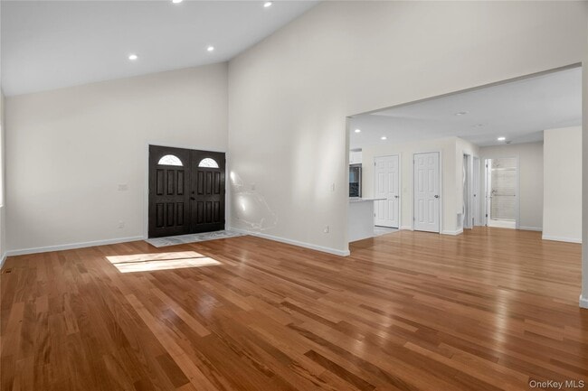 Photo - 9 William Puckey Dr