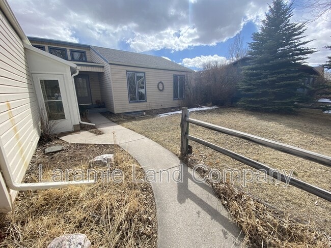 Photo - 2664 W Jefferson St