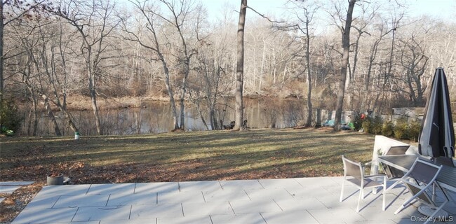 Photo - 371 S River Rd