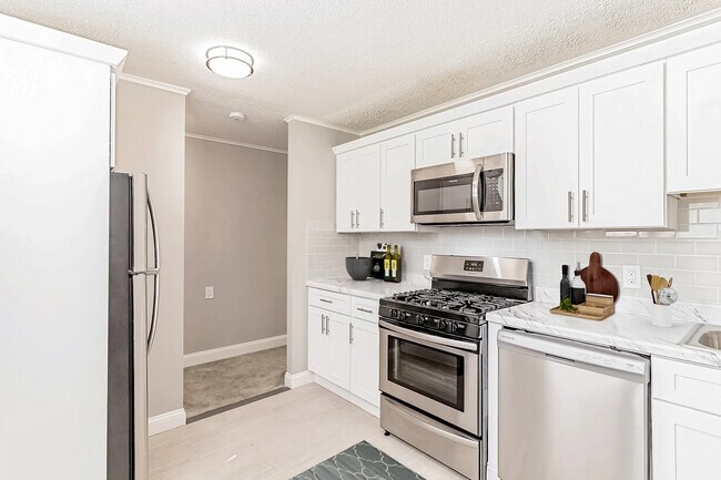 Photo - Cortlandt Living