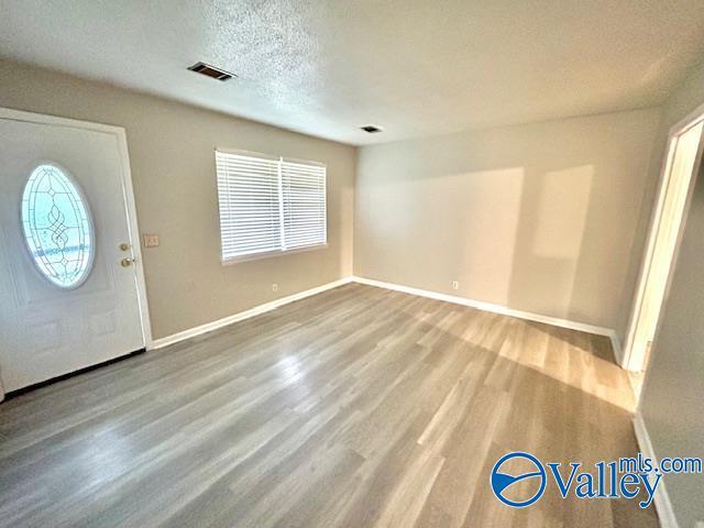 Photo - 3305 E Tucker Dr NW