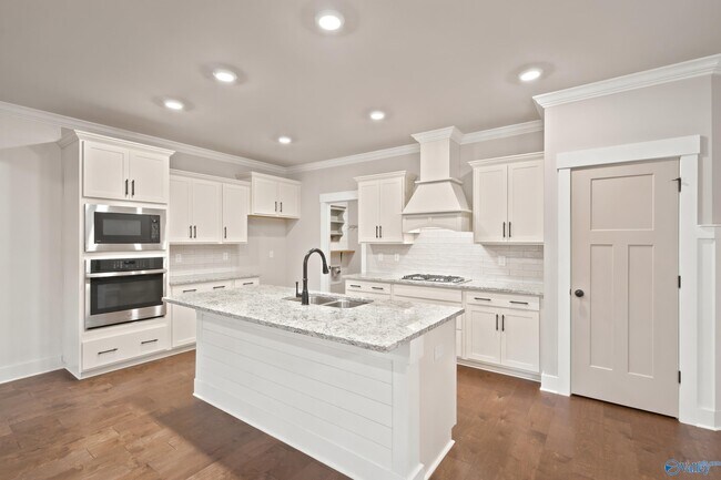 Photo - 436 Ripple Lk Dr SW