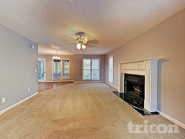 Photo - 66 Misty Ridge Point