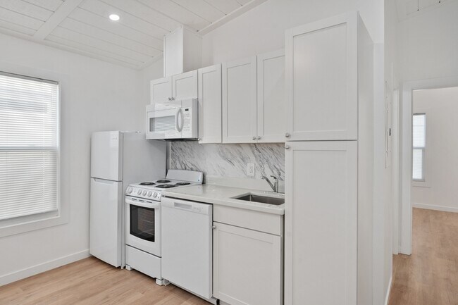 Photo - 720 Pritchett Ln
