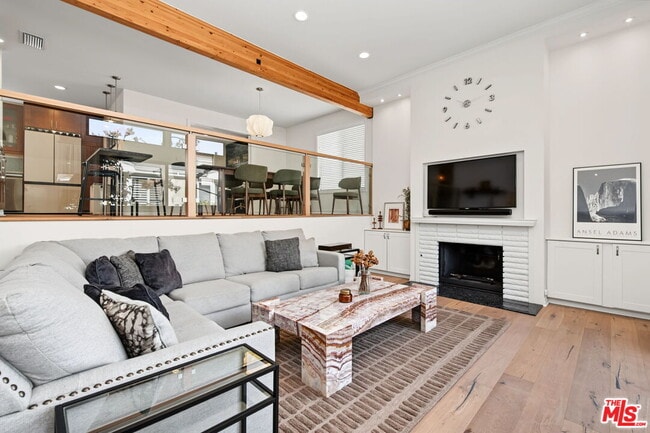 Building Photo - 954 20th St Unit B