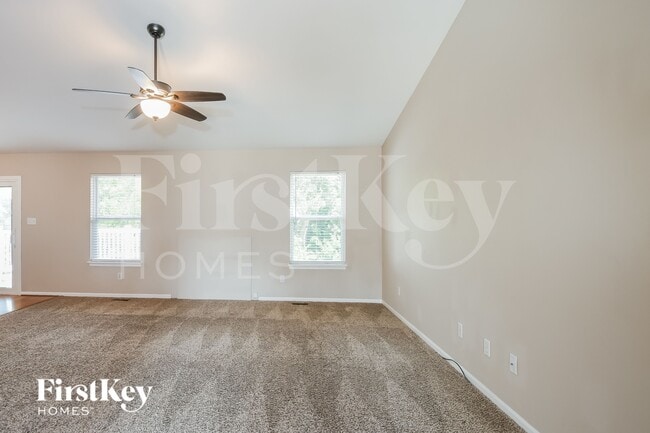 Photo - 3017 Valley Oaks Dr