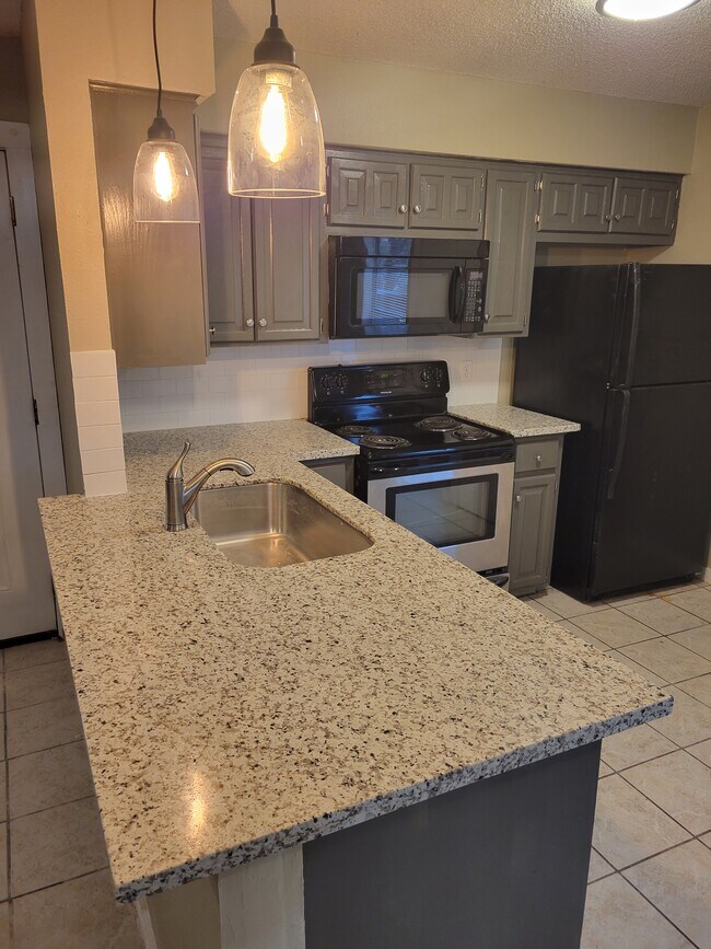 Photo - 20700 Bonanza St Unit A