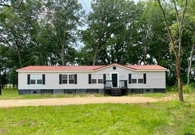 Building Photo - 22942 Shell Shore Dr Rental