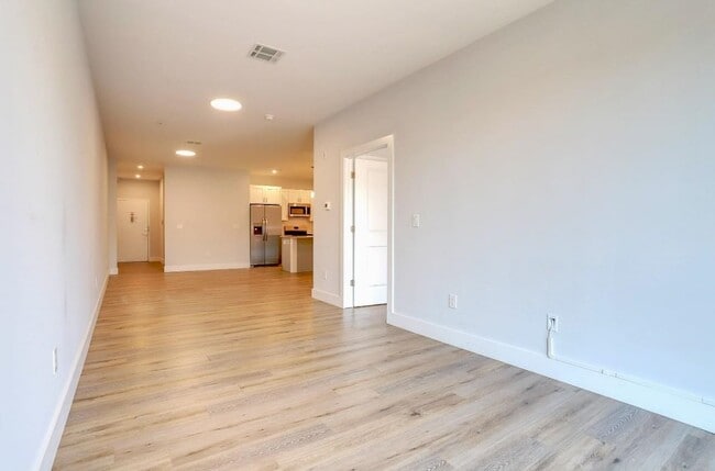 Photo - 502 Broadway Unit 301