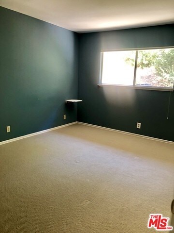 Photo - 201 Mariners View St