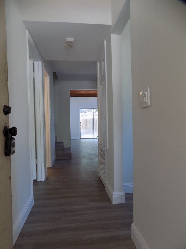 Photo - 430 Sand Lime Rd