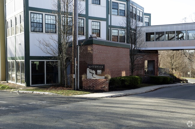 Residences at Riverwalk - Residences At Riverwalk