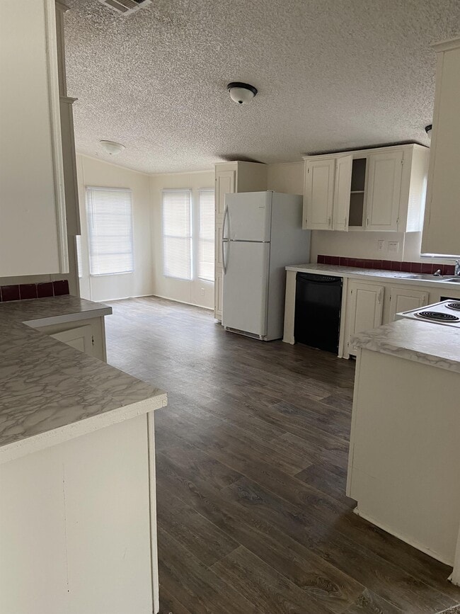 Photo - 4195 Bemiss Rd