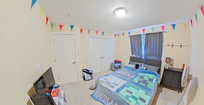 Photo - 3D Tour Available - Gorgeous West Side Town Home with 2 Car Garage + Vaulted ceilings! Available ...