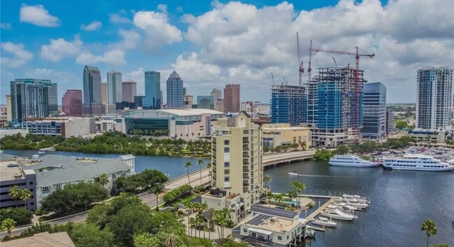 Photo - 628 Arbor Lake Ln Unit 628 Arbor Lake Lane