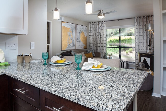 Building Photo - Arden Vue