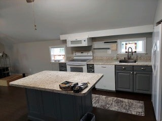 Photo - 225 Chapin St