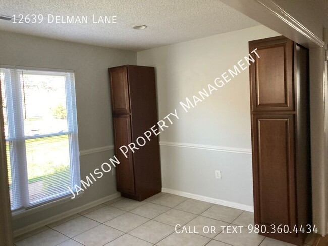 Photo - 12639 Delman Ln