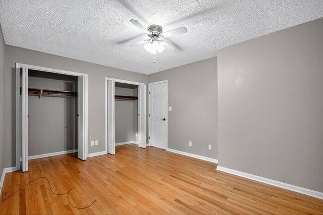 Photo - 23259 Laurel Hill Dr