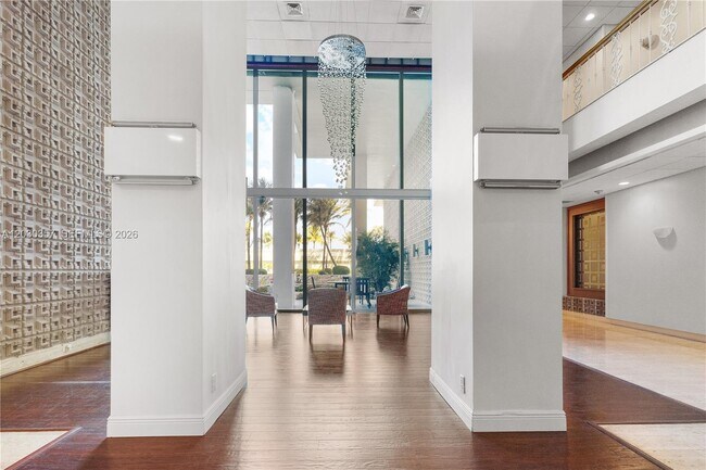 Photo - 2899 Collins Ave Unit 642