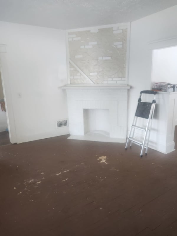 Photo - 450 E 149th St Unidad Up