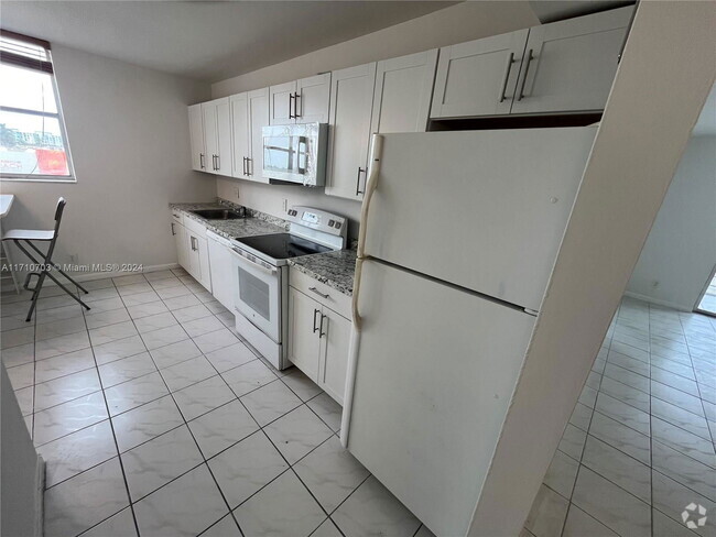 Building Photo - 501 E Dania Beach Blvd Unit 56A Rental