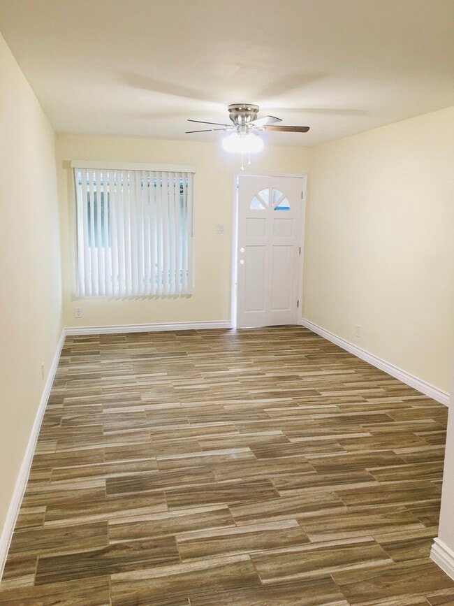 Photo - 224 W Verdugo Ave Unit C