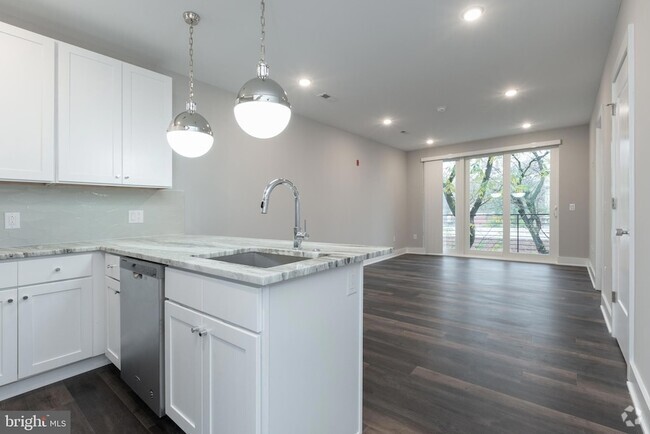 Building Photo - 45 W Haines St Unit 205 Rental