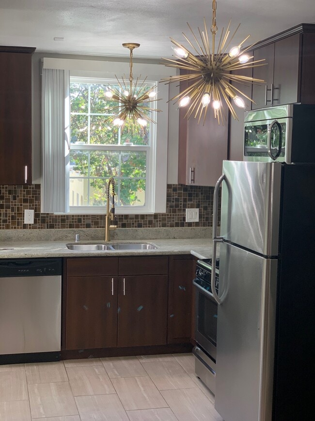 Photo - 147 Birch St Unit 3