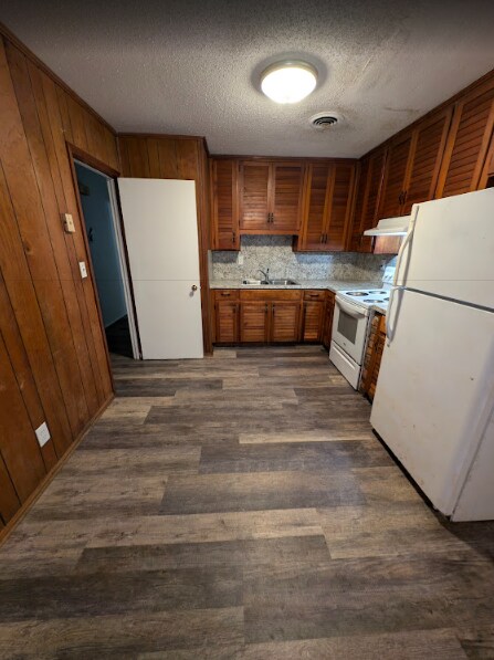 Photo - 3248 Harrison Rd