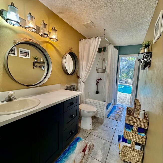 Photo - 8605 Otter Creek Ct