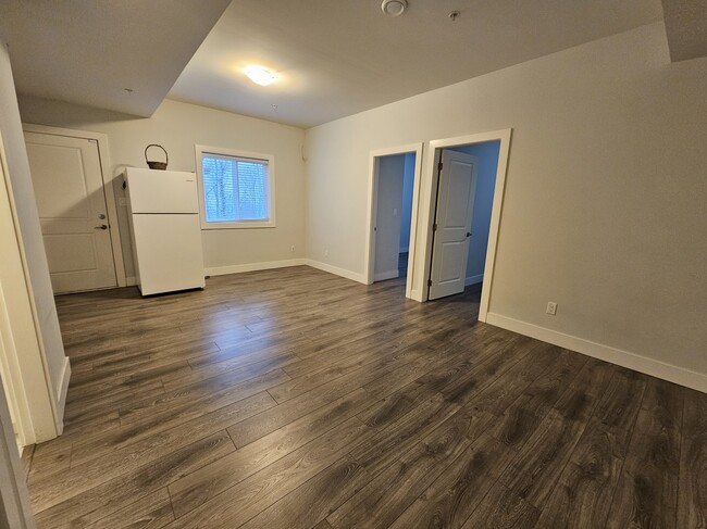 Photo - 8512 Forest Gate Dr