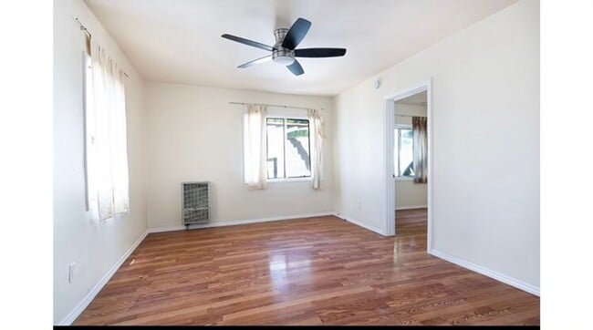 Photo - 1449 Angelus Ave Unidad 1449 Angelus Ave