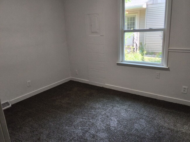 Photo - 934 SE Pinecrest Dr