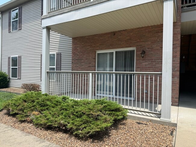 Building Photo - 2015 N Weinbach Ave Unit 2A