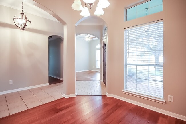 Photo - 1118 Chase Park Dr