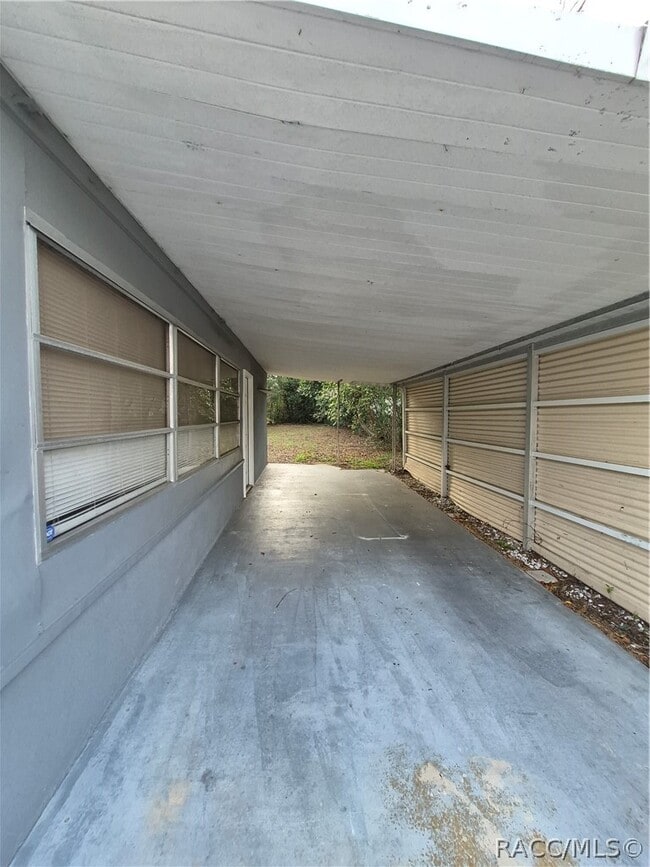 Photo - 11 S Barbour St