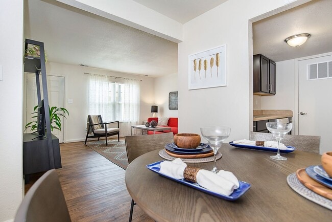 Villa Del Sol Apartments