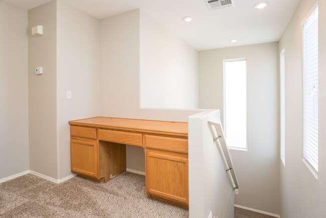 Photo - 8137 Finch Feather St