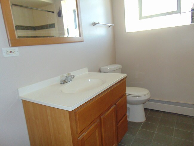 Photo - 2325 W Marquette rd Unit 2