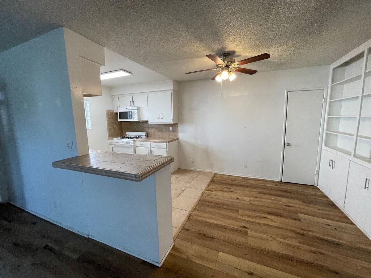 Photo - 2314 Chariton Ave