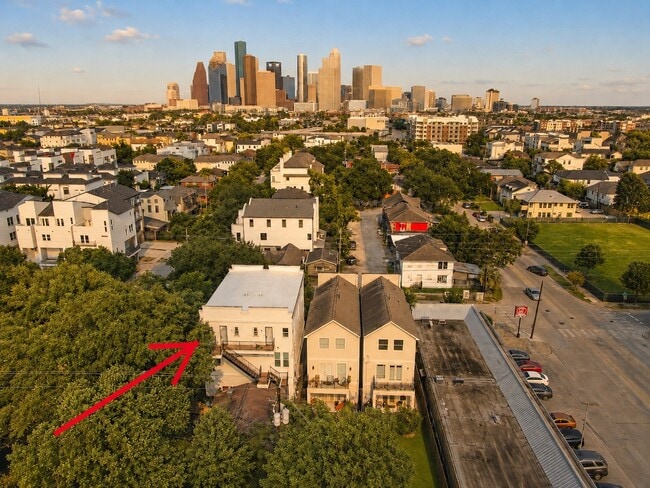 Photo - 1512 Stanford St