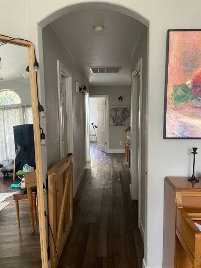 Photo - Beautiful Four Bedroom Home in Olive Estates