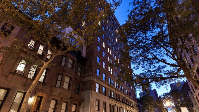 Parc Coliseum Apartments Building