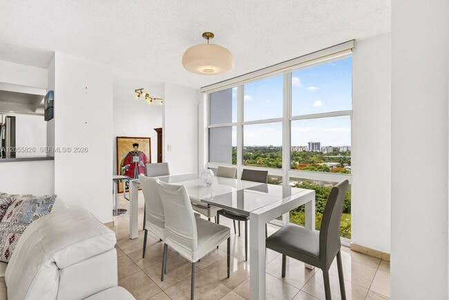1901 Brickell Ave
