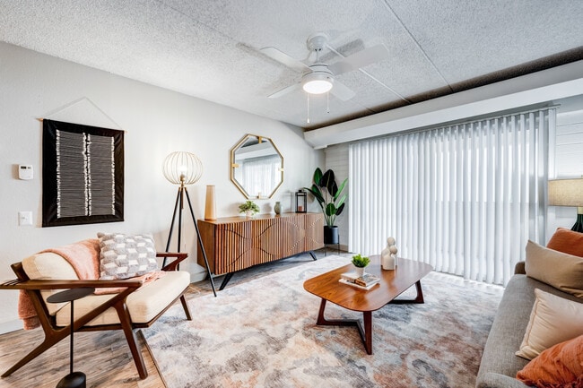 Photo - Capri on Camelback