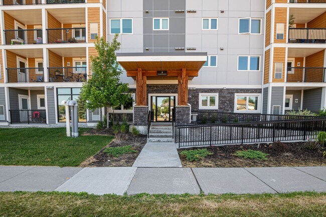 Photo - 772 Paisley Rd